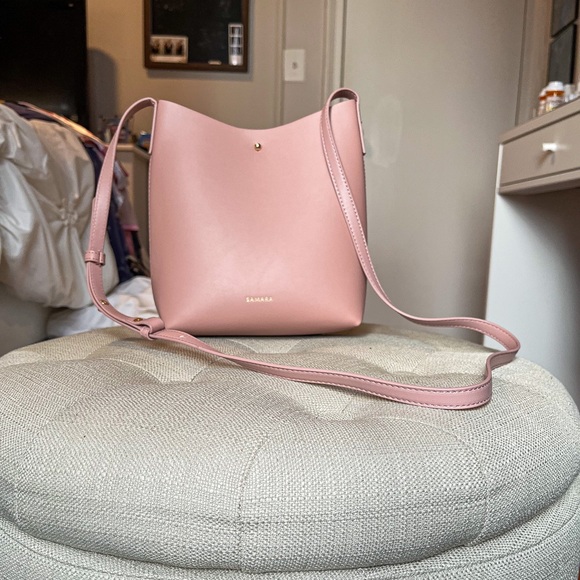 Samara Medium Shoulder Bag in Peony - Picture 2 of 5